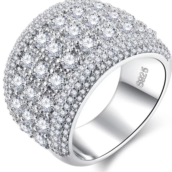 Sterling Silver wide shiny ring - Picture 3 of 5